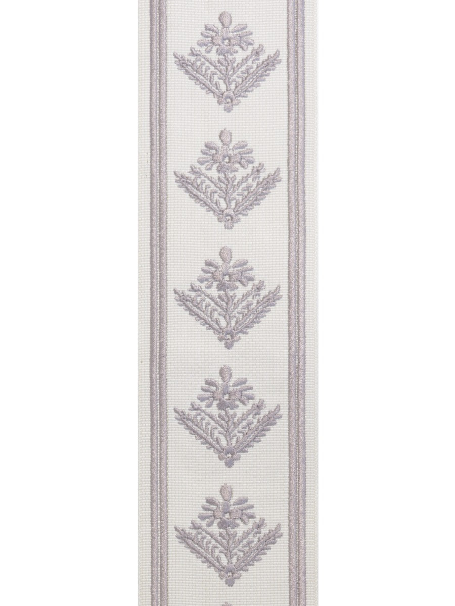 Laura Ashley Lady Fern Border (per metre)