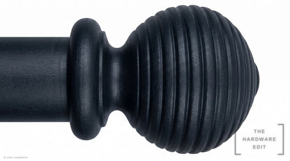 Beehive finial – Black (AI colour visualisation)