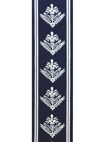 Laura Ashley Lady Fern Border (per metre)