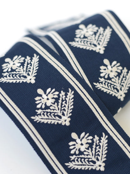 Laura Ashley Lady Fern Border (per metre)